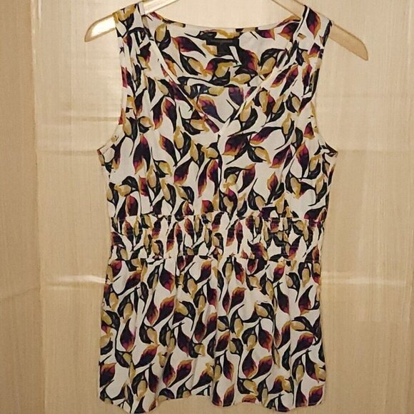 Banana Republic Silky Leaf Print Cream Navy Top Small - Picture 1 of 6